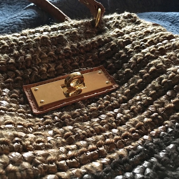 Laugoa BoHo Crochet Handbag - Picture 7 of 10